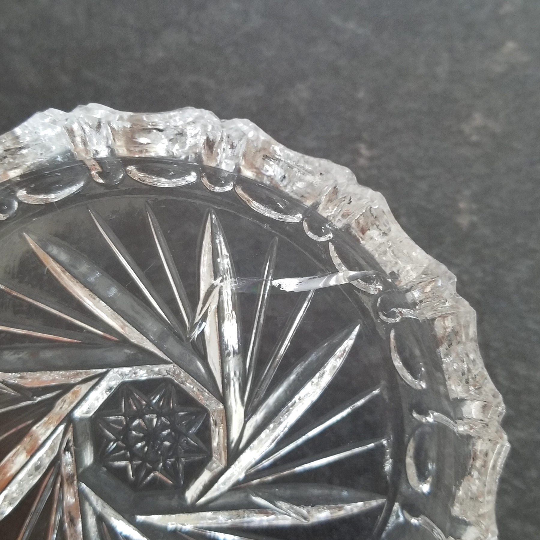 Star Pinwheel Cut Crystal/Glass Coasters Crack