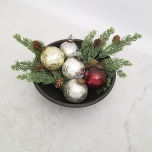 Traditional Crackle Glass Ornament Display
