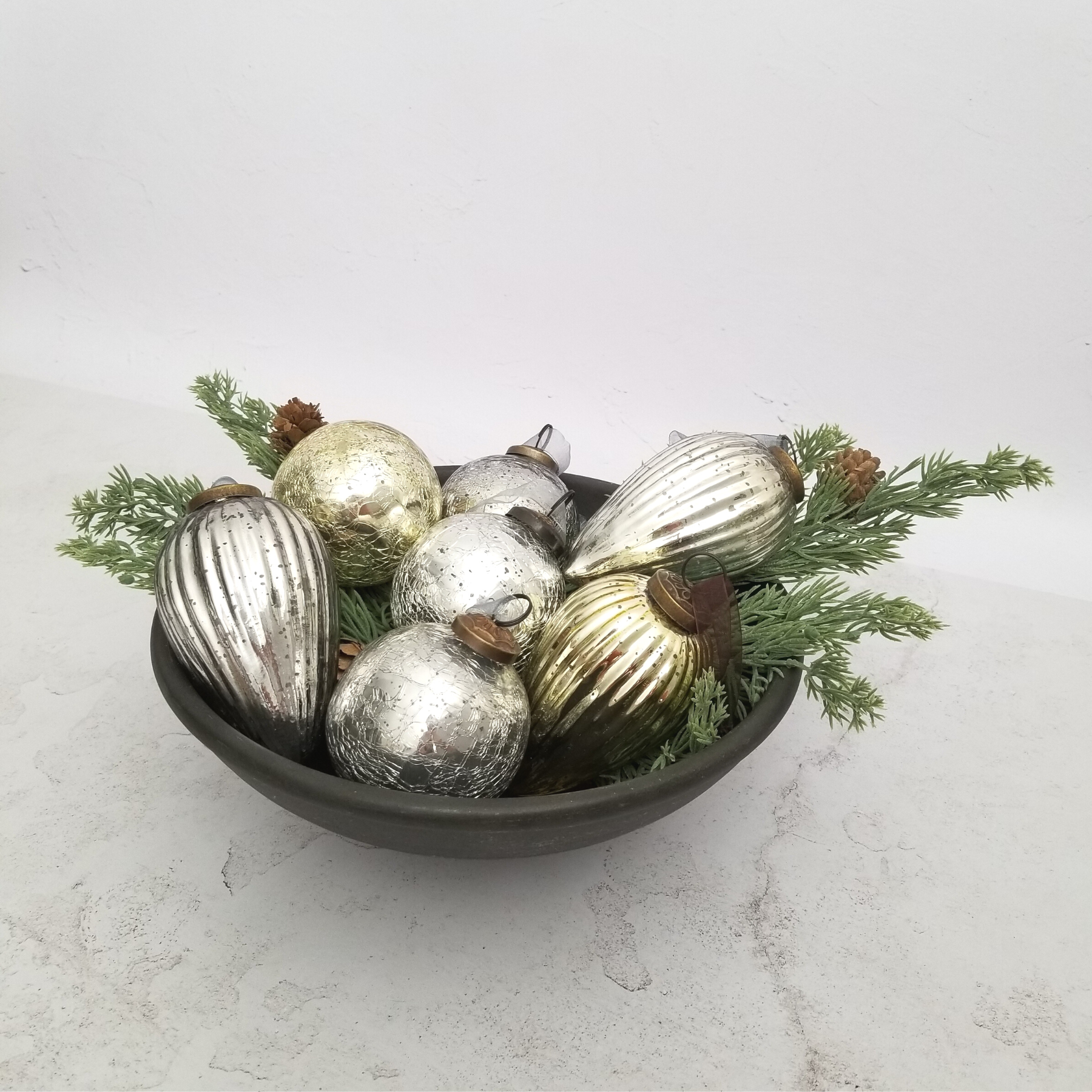 Metallic Crackle Glass Ornament Display