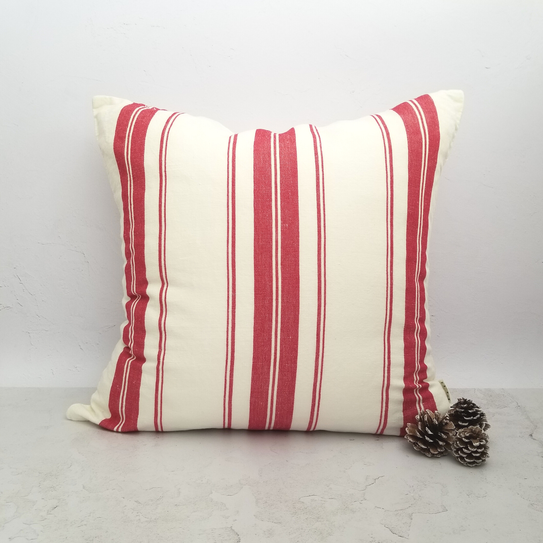 Red hot sale stripe pillow